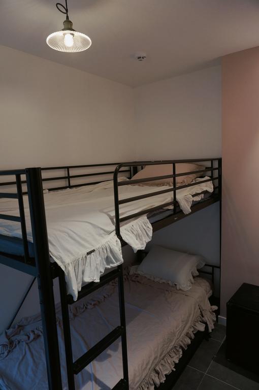 Seoul Blues Hotel Bagian luar foto